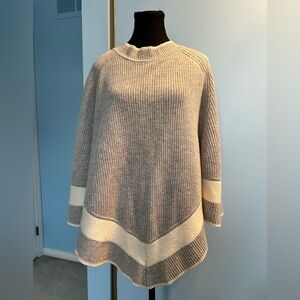 Banana Republic Cashmere Blend Poncho M/L